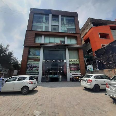 Kartikay Hotel Hisar ภายนอก รูปภาพ