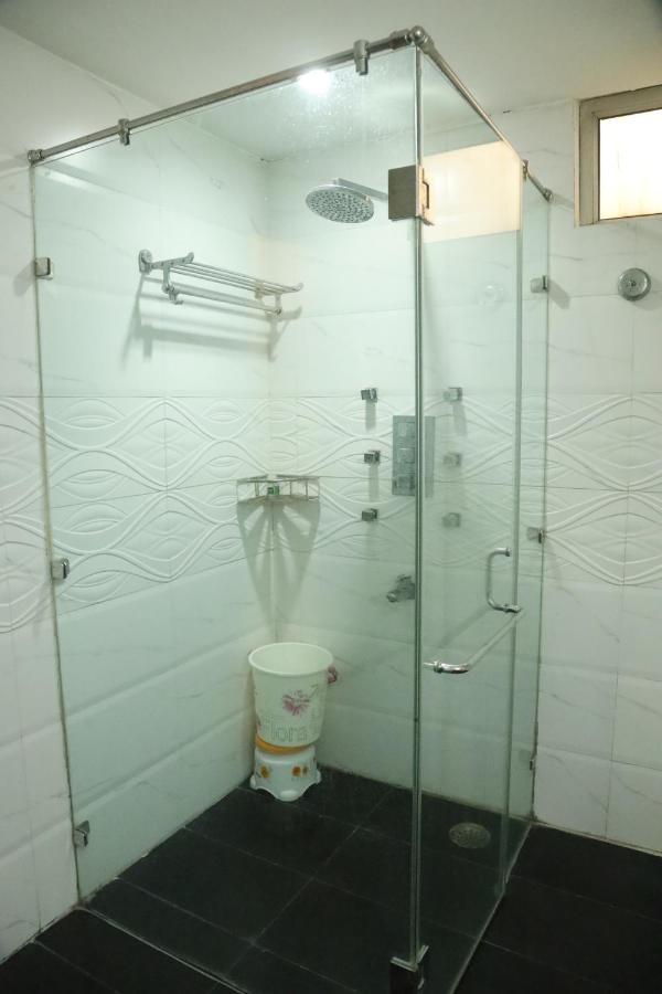 Kartikay Hotel Hisar ภายนอก รูปภาพ