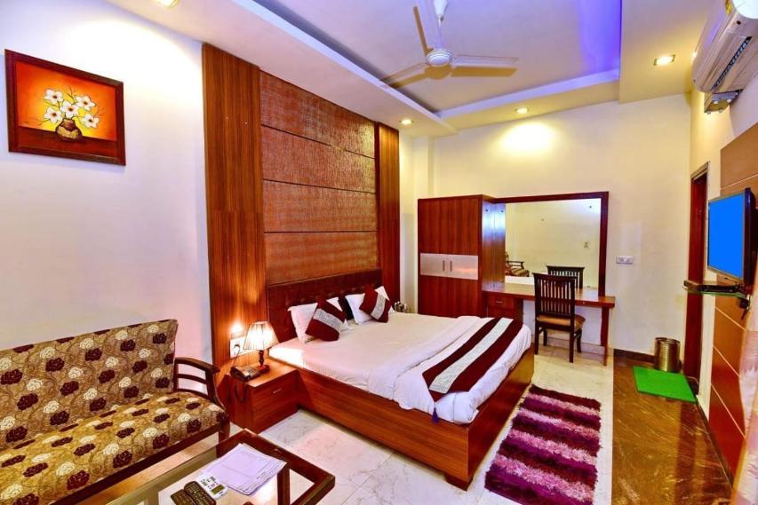 Kartikay Hotel Hisar ห้อง รูปภาพ